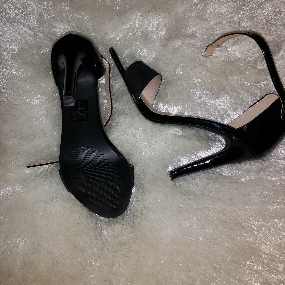 Shoes - Picture 2 of 2